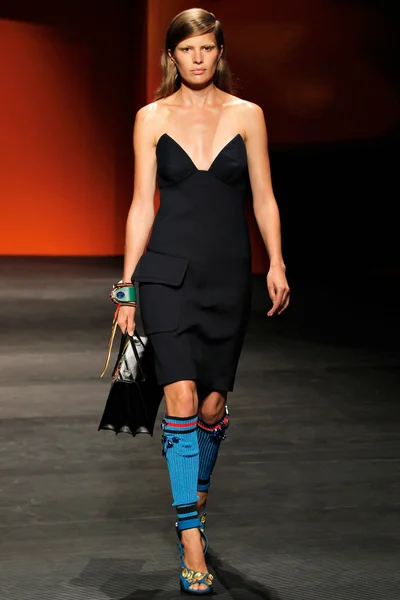 Look 38